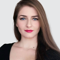 Nevena's avatar